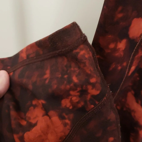 Athleta Winter Rainier Tights Red Floral Leggings Womens Plus Size 3X - Picture 4 of 17